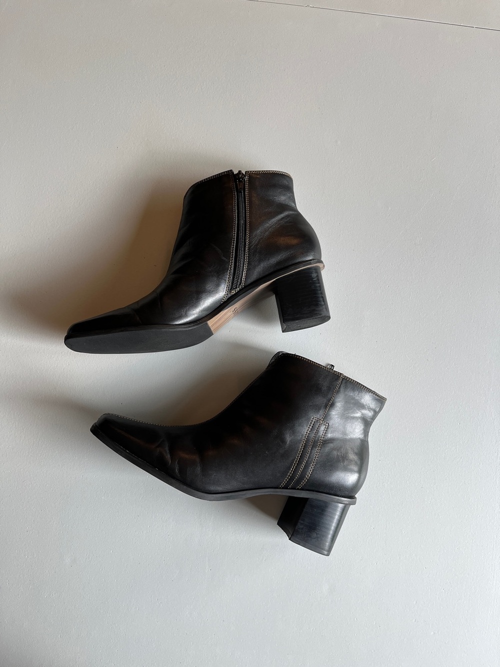 Vtg Bass Leather Deedee Boots Black Square Toe Block Heel Zipper Fall Office 9